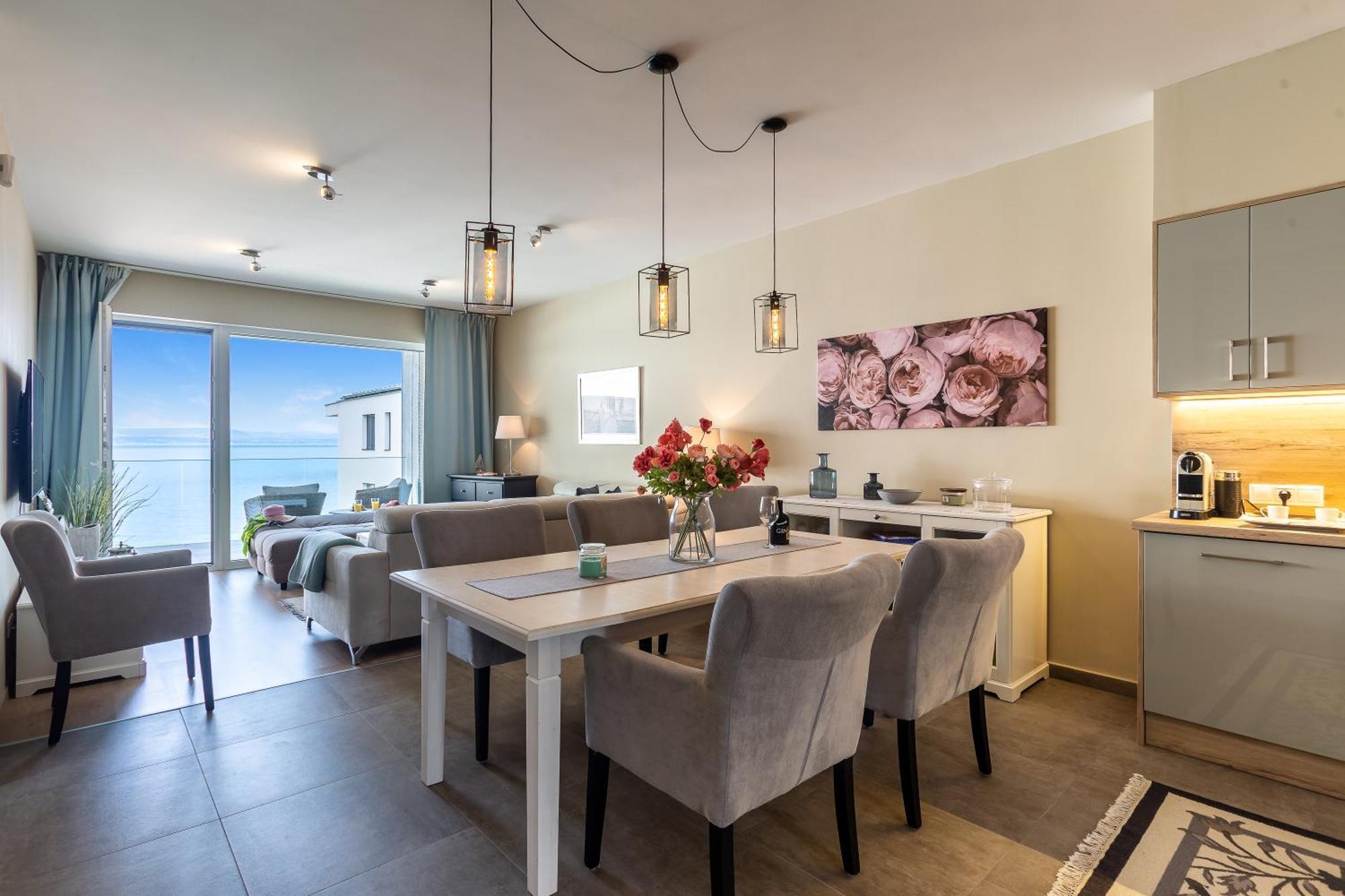 Lake Side Luxury Steps To The Lake Lela - Happy Rentals Balatonlelle Buitenkant foto